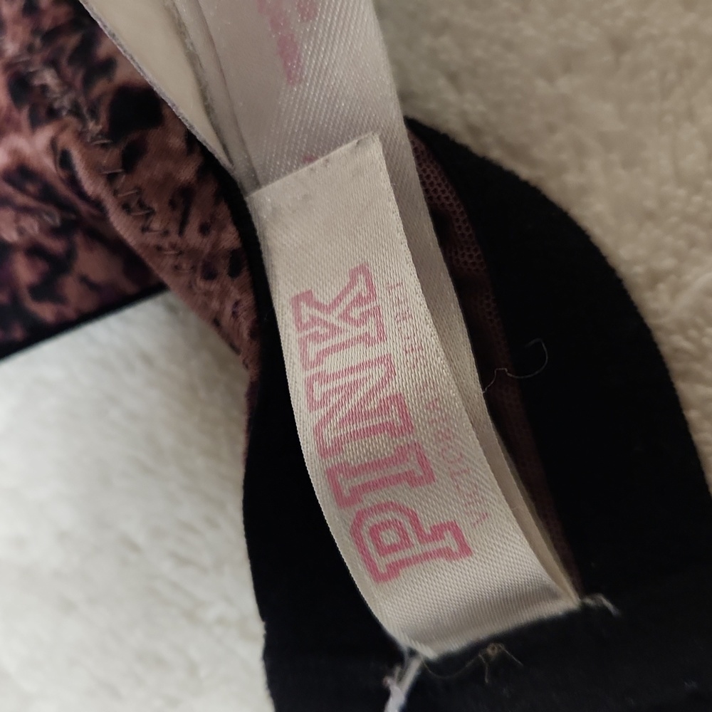 Pink Victoria's Secret 36DD Super Push up - Picture 10 of 14